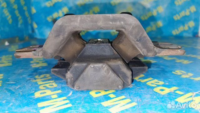 Подушка кпп Mazda Demio DY3W DY5W