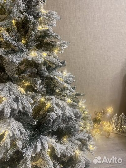 Елка искуственная