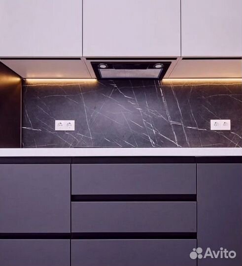 Кухонный гарнитур на заказ от фабрики