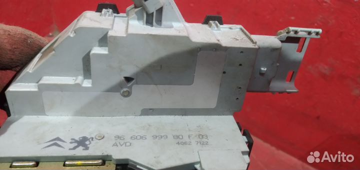 Ситроен С4 замок двери передней правой Citroen C4