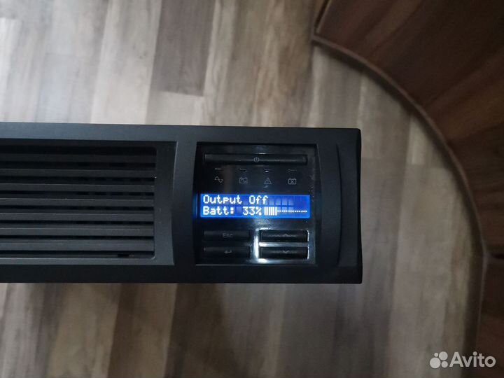 Ибп APC Smart-UPS SMT2200RMI2U