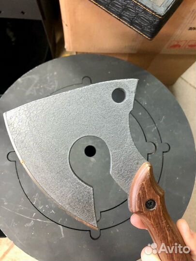 Топор кованый Малой