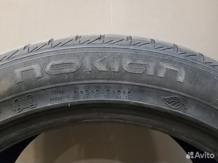 Nokian Tyres WR 225/55 R17