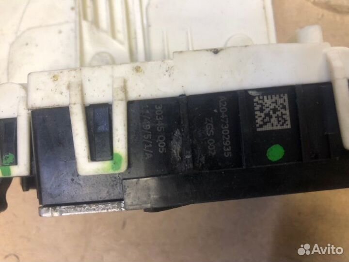 Замок двери задний Mercedes-Benz M-Class W166 M157