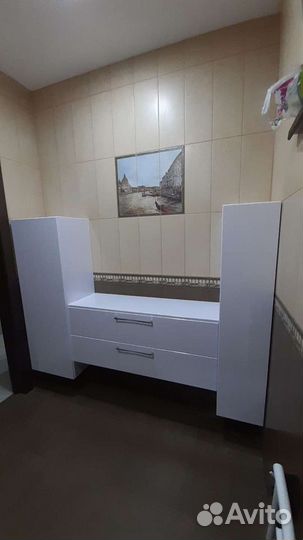 Тумба в ванную подвесная