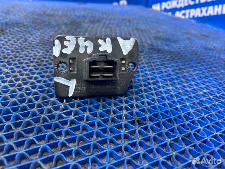 Резистор печки Hyundai Accent седан G4EB 2006