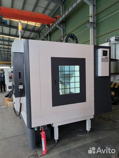 Фрезерный обрабатывающий центр с чпу