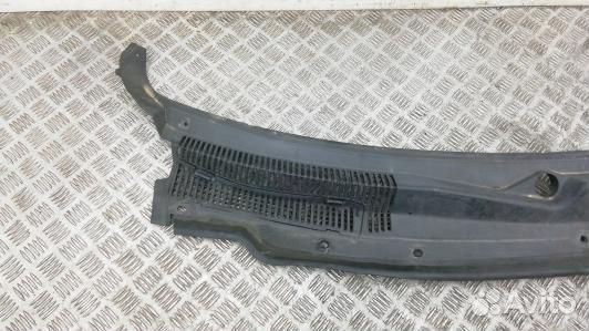 Накладка декоративная (жабо, дождевик) chrysler 30