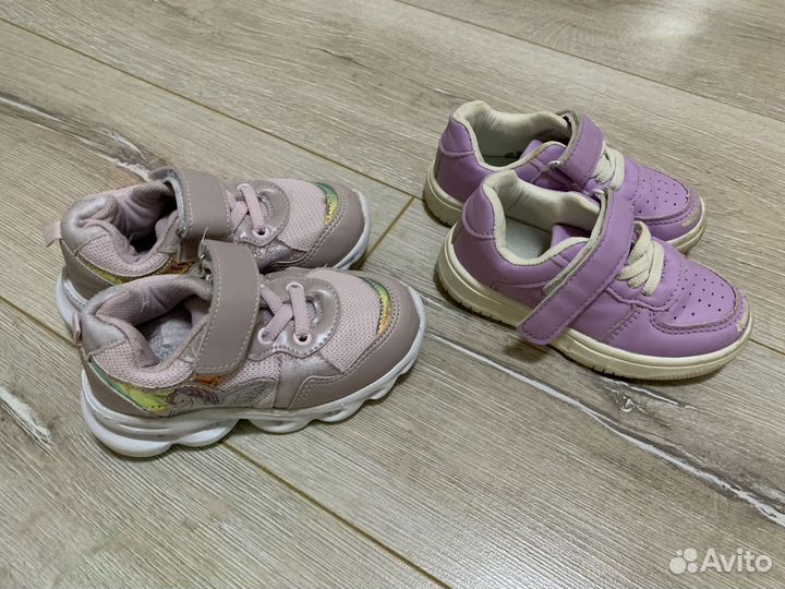 Кроссовки на девочку 23 размер