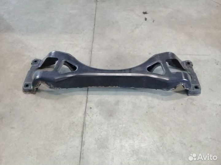 Балка задняя Volkswagen Touareg 1