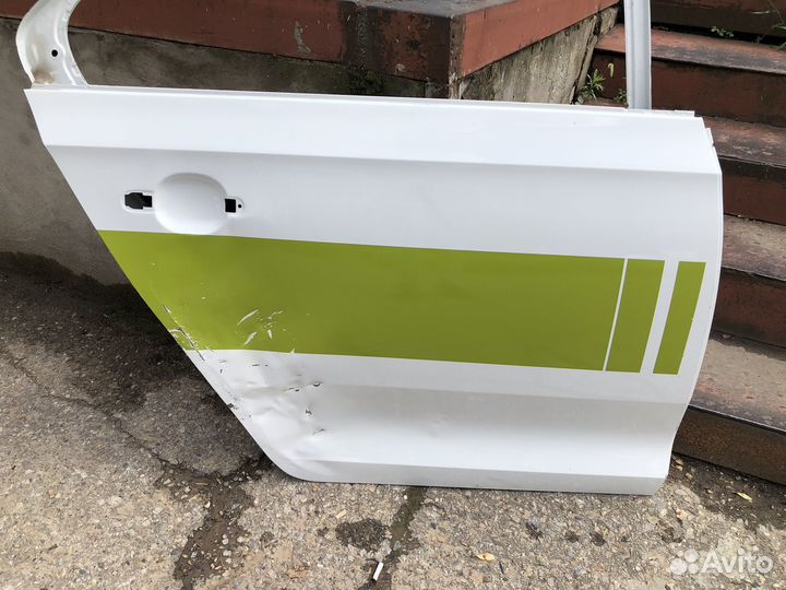 Дверь задняя правая Skoda Rapid 2012-2023