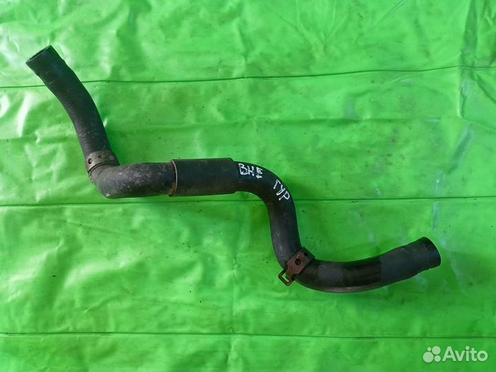 Патрубок бачка гур толстый Subaru Outback BHE 2001