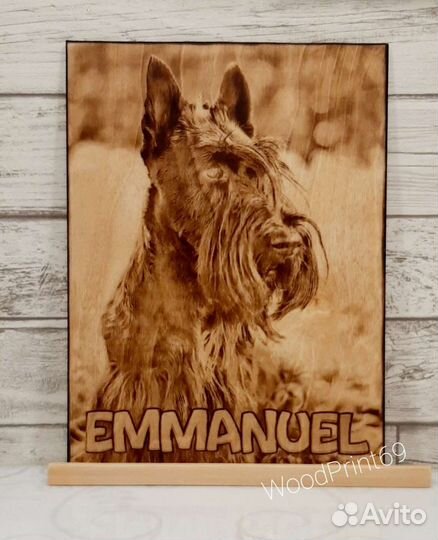 Портрет по фото выжженный на дереве