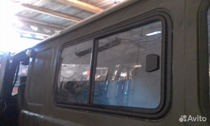 Окно раздвижное УАЗ 452