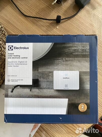 Водонагреватель проточный Electrolux