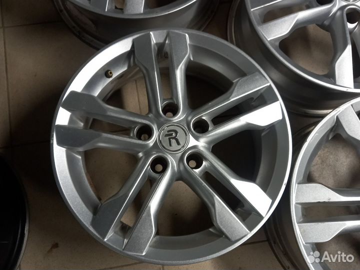 Литые диски R17 на Opel