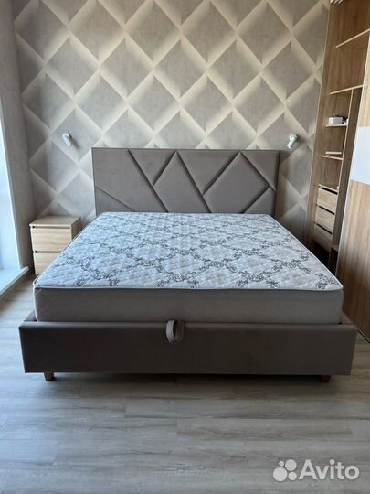 Кровать geometry + матрас