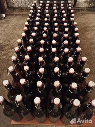 40 литровых бутылок с бугельной пробкой + 3 шт*