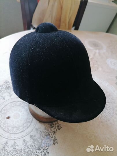 Шлем для занятия конным спортом