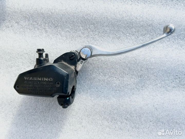 Kawasaki ER6F 2022 передняя тормозная машинка