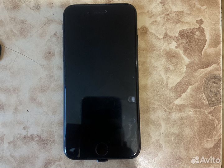 iPhone SE (2022), 128 ГБ