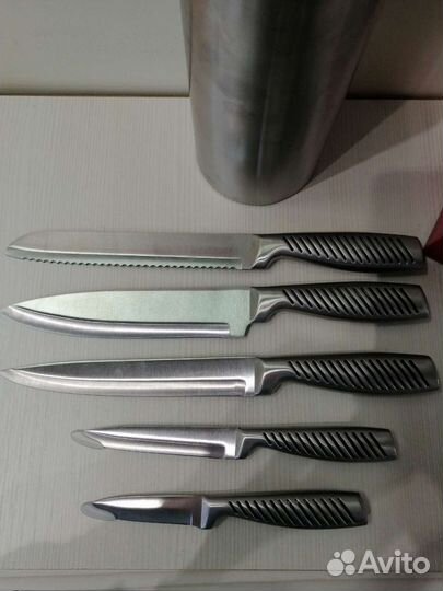 Набор ножей с подставкой, новый