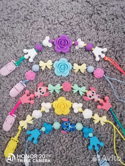 Держатель для пустышки