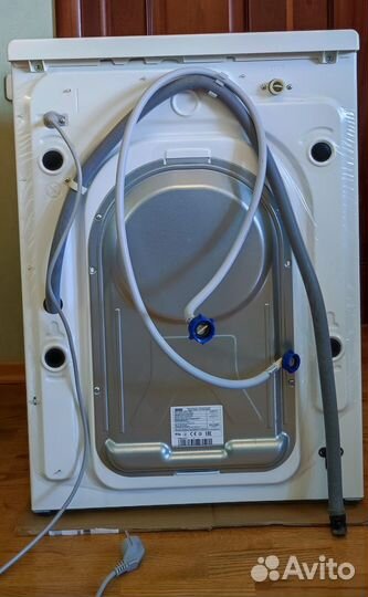 Стиральная машина Samsung - WF8590NLW8