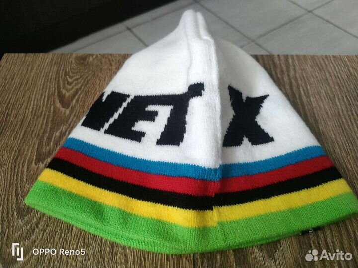 Петушок Planet X England