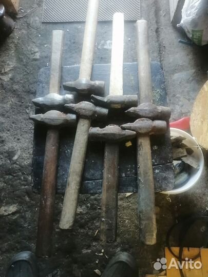 Молоток слесарный