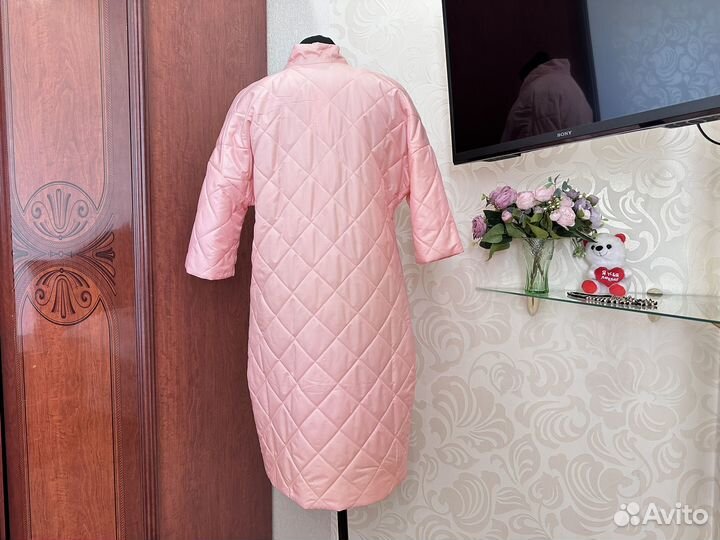 Новое демисезонное пальто 46 48