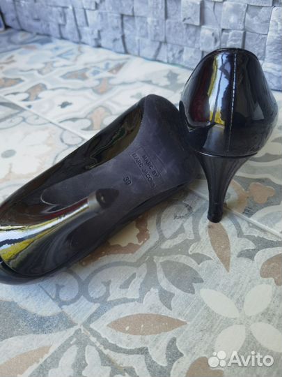 Туфли женские натуральная кожа лакированые,р. 39