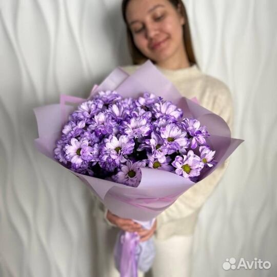Букет из сиреневых хризантемх