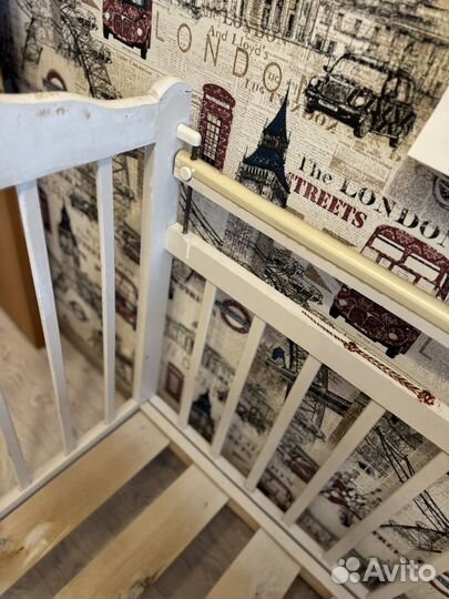 Детская кроватка