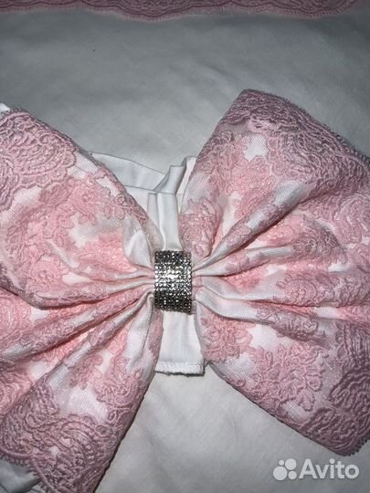 Уголок и бант на выписку