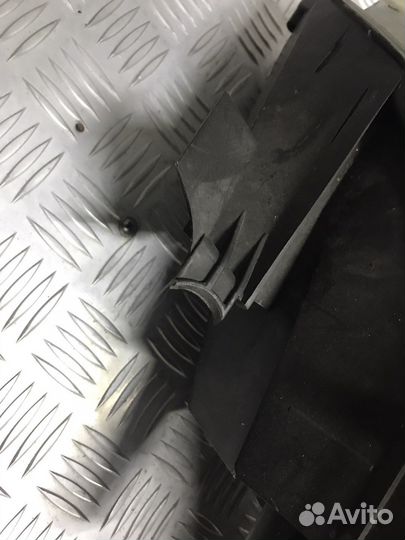 Фара правая Opel Zafira B