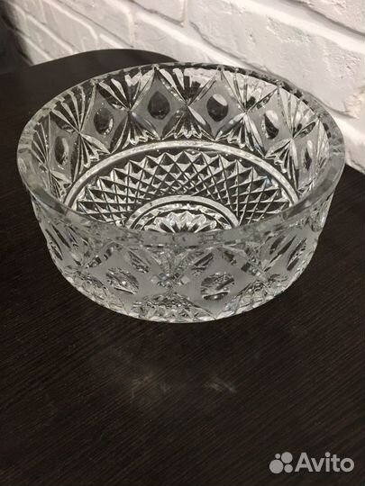 Хрустальная ваза