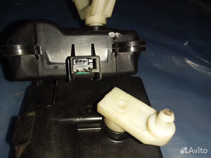 Моторчик заслонки печки Nissan Almera Classic