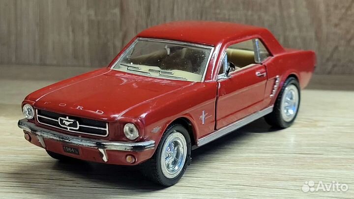 Детская машинка mustang