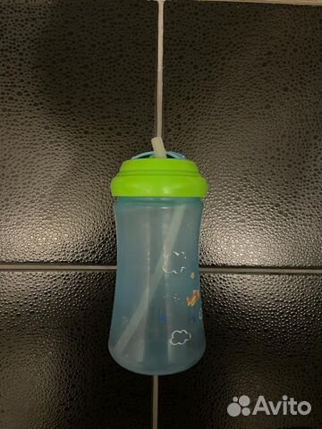 Бутылочка с трубочкой