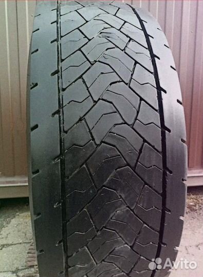 Goodyear kmax D 315/70