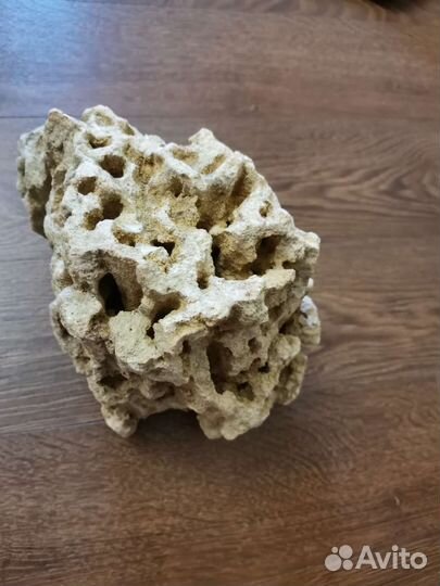 Камень для декора аквариума. Песчаник Крымский