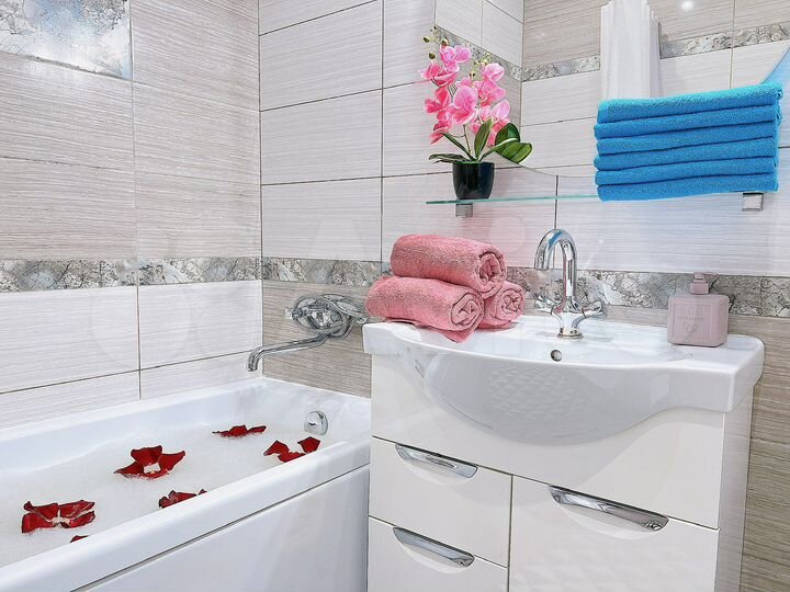 1-к. квартира, 43 м², 1/9 эт.