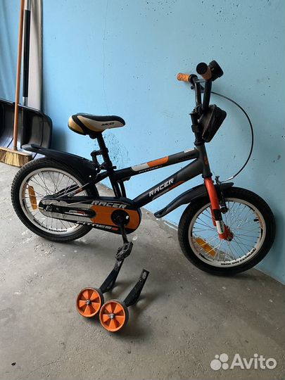 Детский велосипед 16