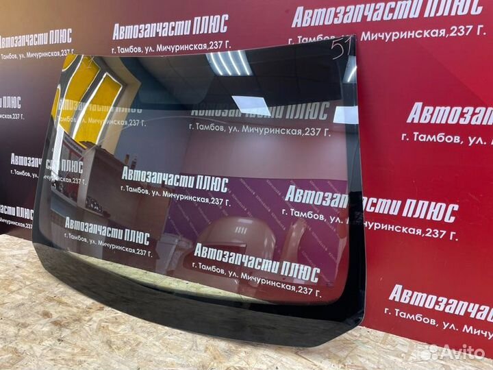 Лобовое стекло переднее Renault Logan