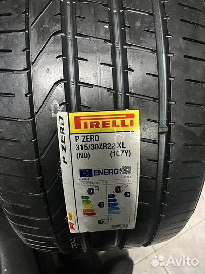 Pirelli P Zero 285/35 R22 и 315/30 R22 106Y
