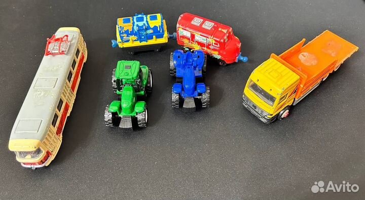 Машинки hot wheels, Metal Machines и др