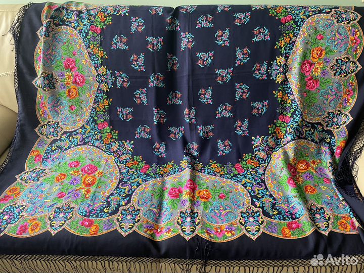 Павловопосадский платок Медальоны-15