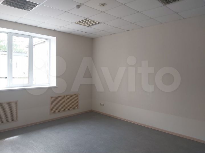 Свободного назначения, 690 м²