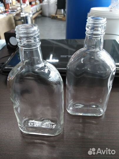 Стеклянная бутылка Фляга 0,25 л